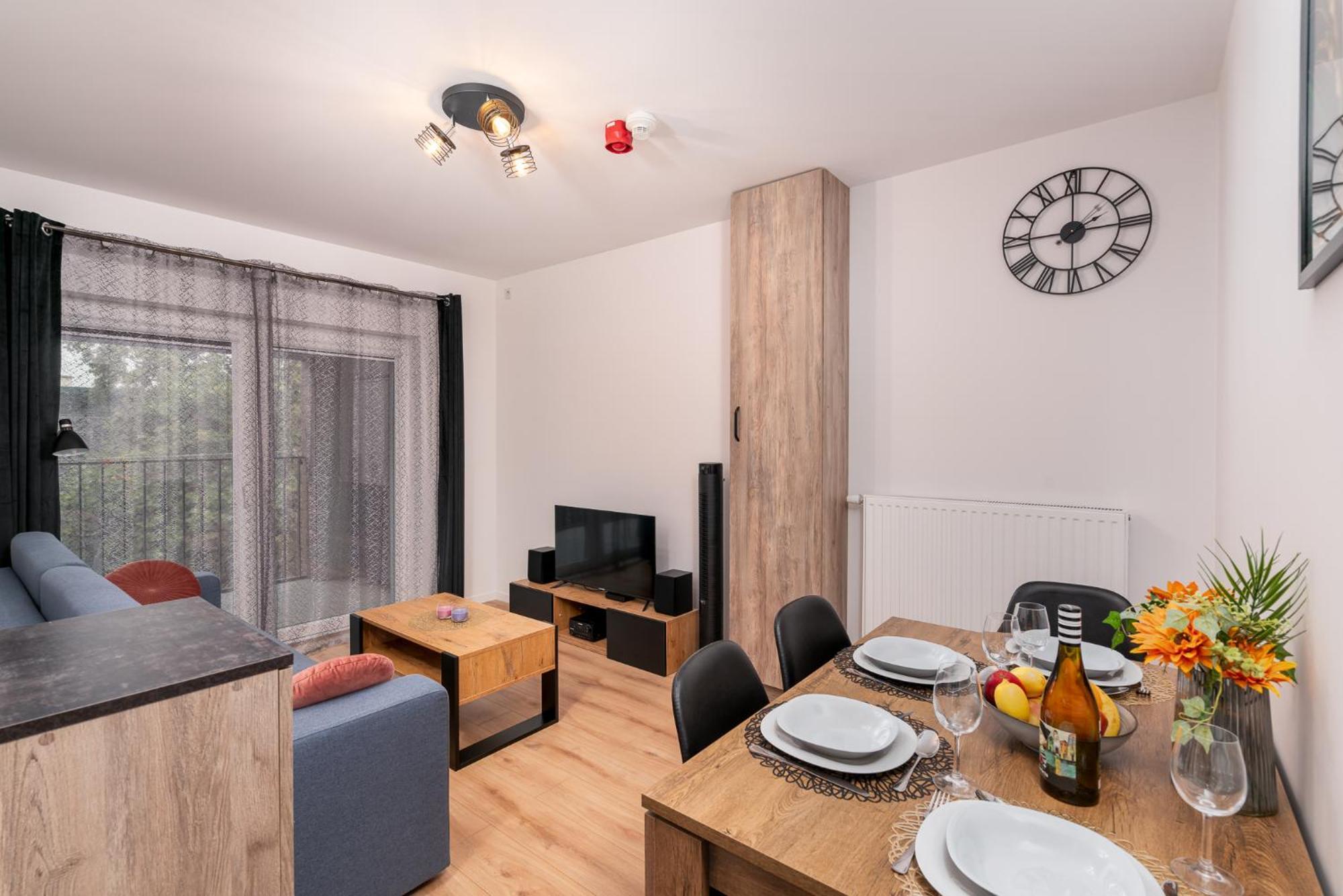 Apartwro 3Th - Apartament Przy Dworcu Glownym Pkp, Balkon, Garaz, Rowery فروتسواف المظهر الخارجي الصورة