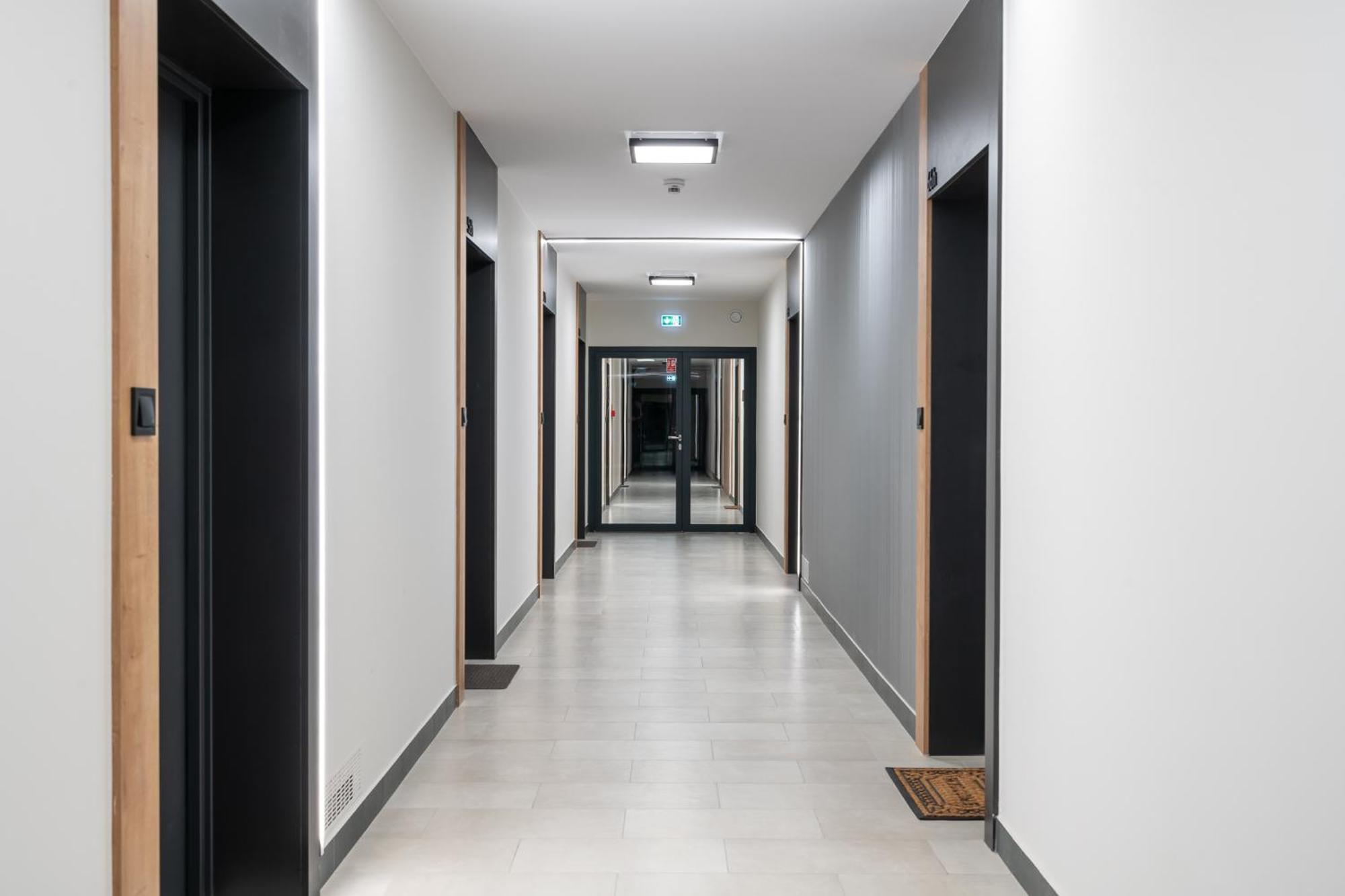 Apartwro 3Th - Apartament Przy Dworcu Glownym Pkp, Balkon, Garaz, Rowery فروتسواف المظهر الخارجي الصورة